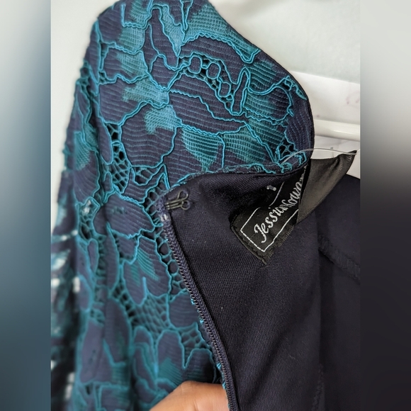 Jessica Howard Bell Sleeve Lace Dress - Picture 5 of 13